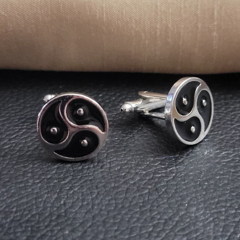 Men's silver & black triskelion cuff links